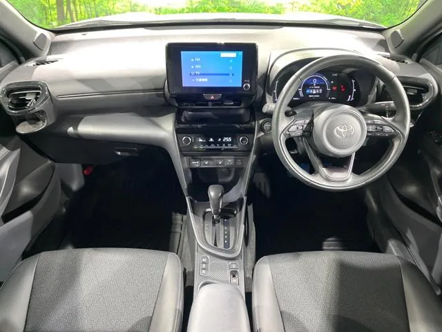 Toyota Yaris Cross Hybrid Z 2024 photo 2