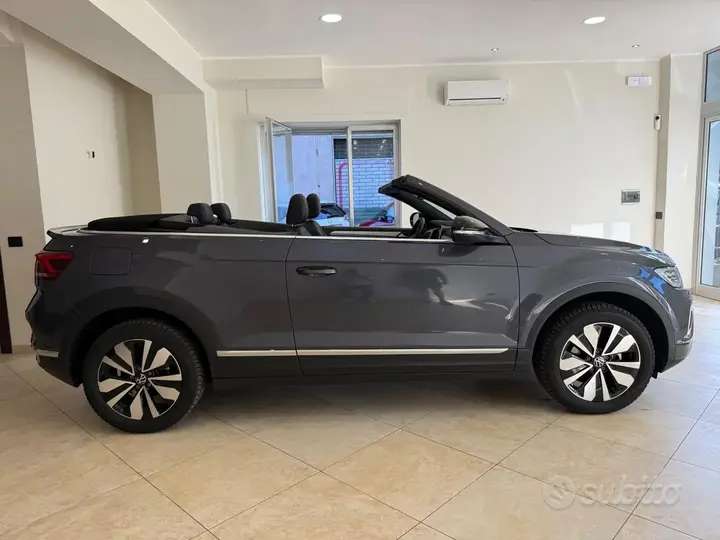 Volkswagen T-Roc Cabrio 2022 photo 4