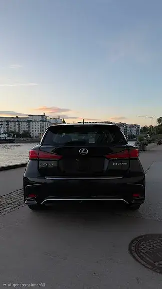 Lexus Ct200H 2018 photo 3