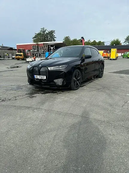 BMW Ix 2023 photo 2