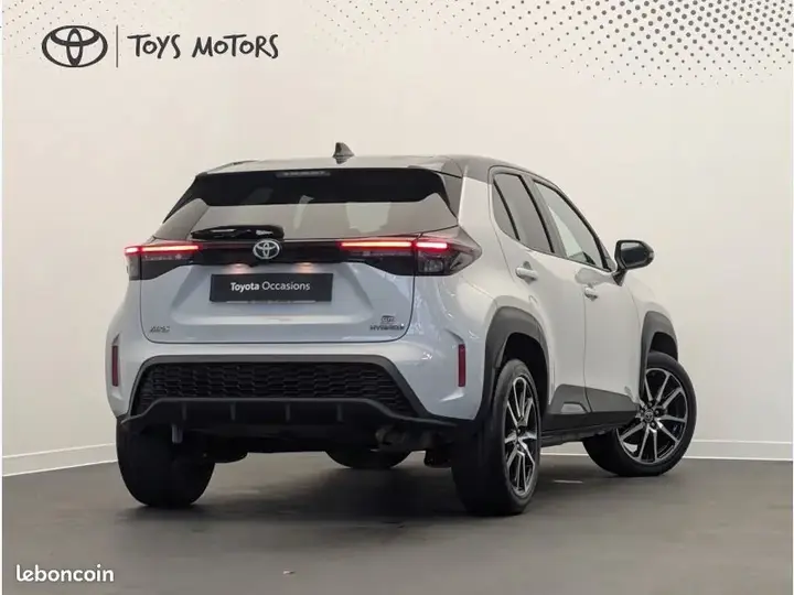Toyota Yaris Cross 2023 photo 2