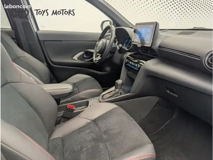 Toyota Yaris Cross 2023 photo 4