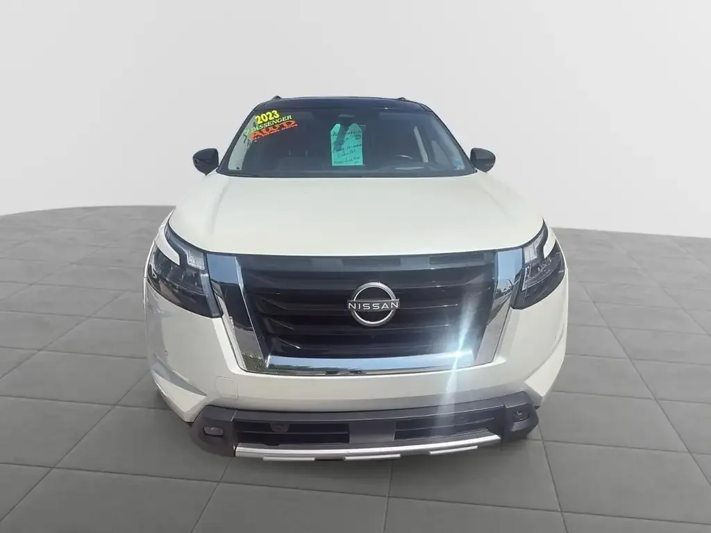 Nissan Pathfinder 2023 photo 2