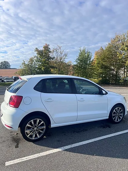 Volkswagen Polo 2015 photo 4