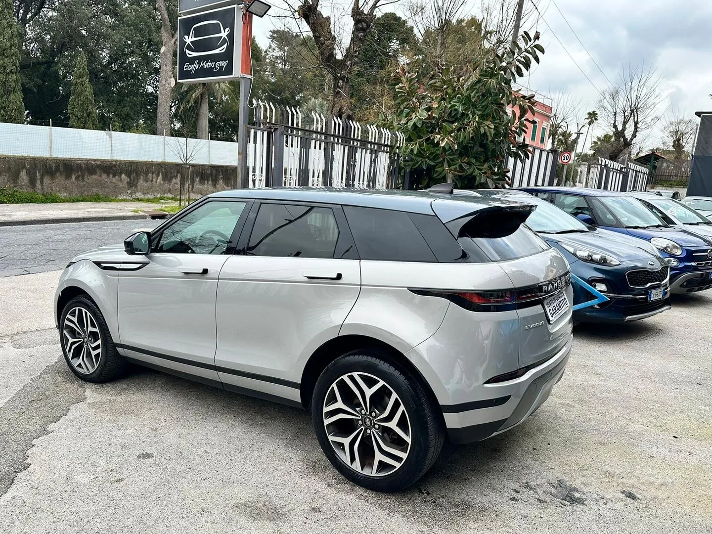 Land Rover Range Rover Evoque 2021 photo 4