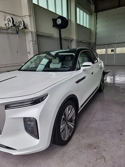 Hongqi E-Hs9 2022 photo 5