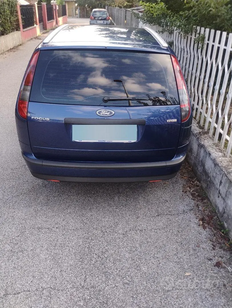 Ford Focus 2007 photo 3