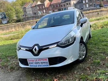 Renault Clio 2012 photo 2