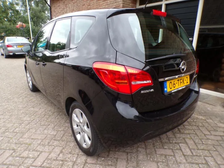 Opel Meriva 2012 photo 3