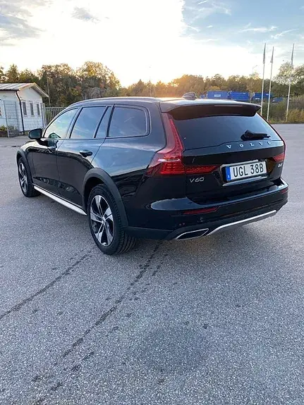 Volvo V60 Cross Country 2020 photo 4