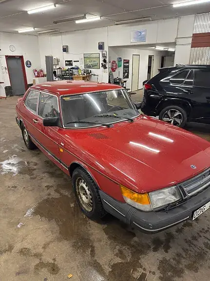 Saab 900 1989 photo 2