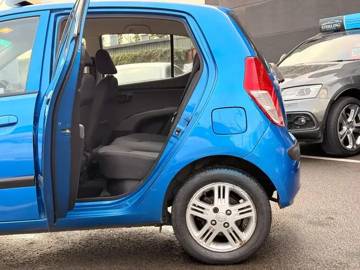 Hyundai I10 2010 photo 4