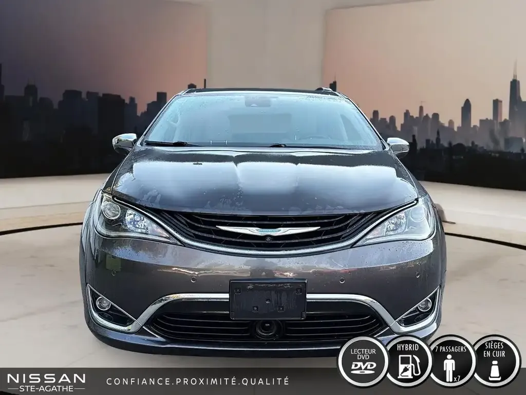 Chrysler Pacifica 2018 photo 3