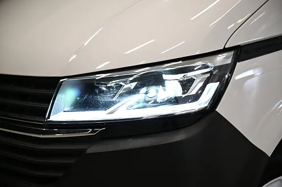 Volkswagen Transporter 2023 photo 3