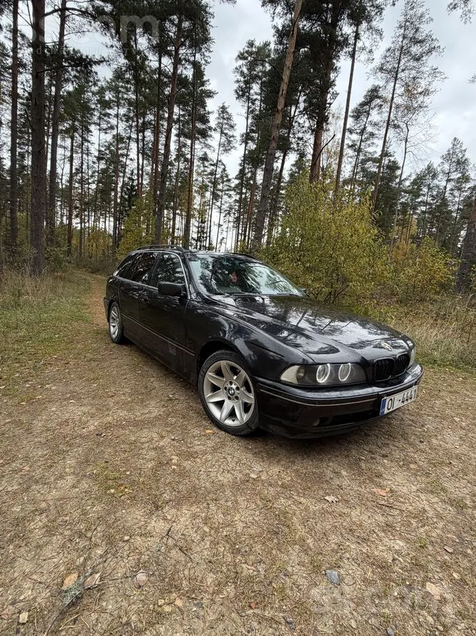 BMW 525