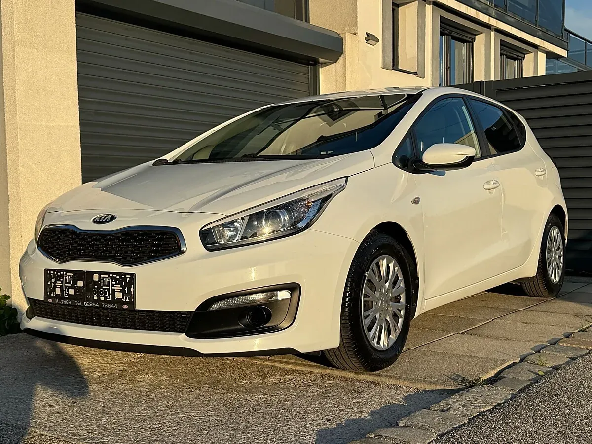 Kia Ceed 2015 photo 2