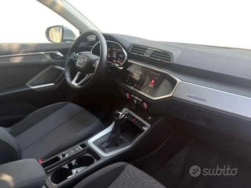 Audi Q3 2025 photo 3