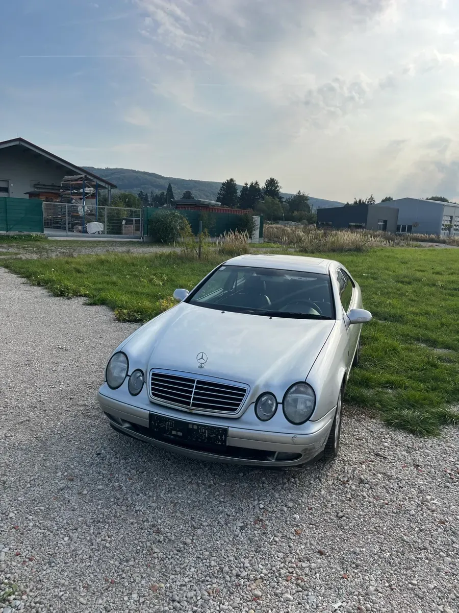 Mercedes-Benz Clk-Class