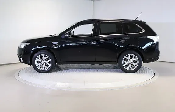 Mitsubishi Outlander 2015 photo 2