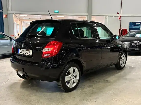 Skoda Fabia 2015 photo 3