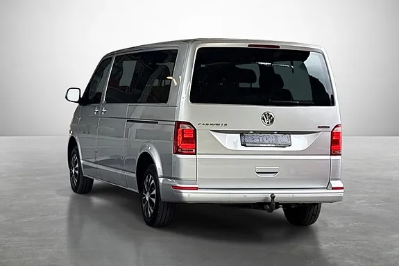 Volkswagen Caravelle 2018 photo 5