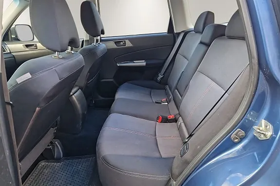 Subaru Forester 2010 photo 5