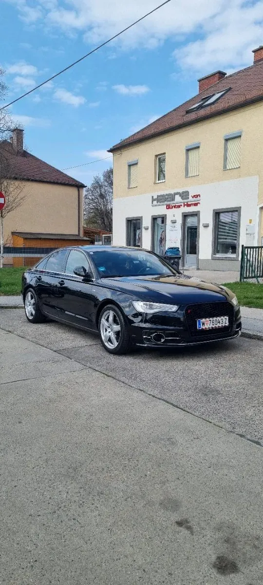 Audi A6 2012 photo 2