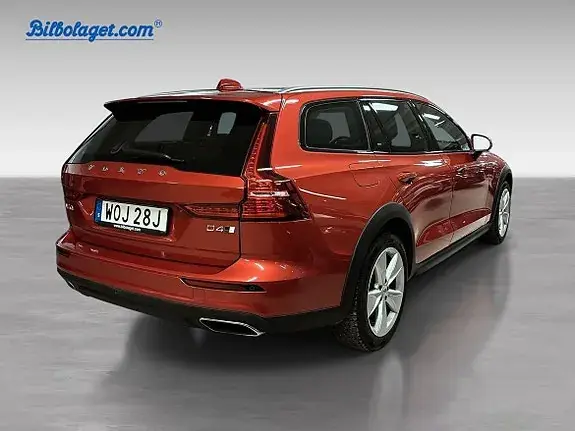 Volvo V60 Cross Country 2021 photo 4