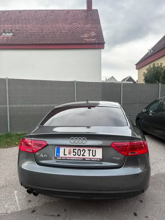 Audi A5 2012 photo 2