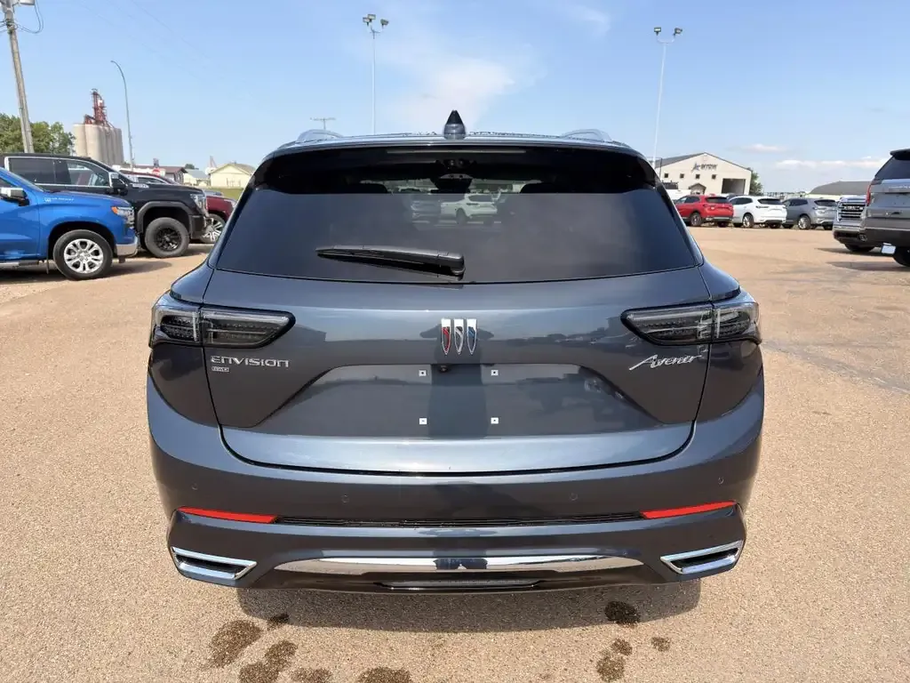 Buick Envision 2026 photo 4