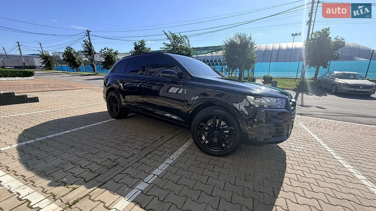 Audi Q7 2016 photo 4