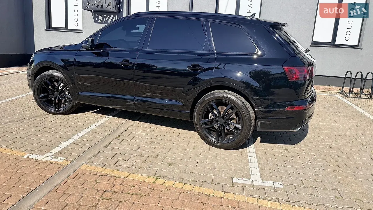Audi Q7 2016 photo 5