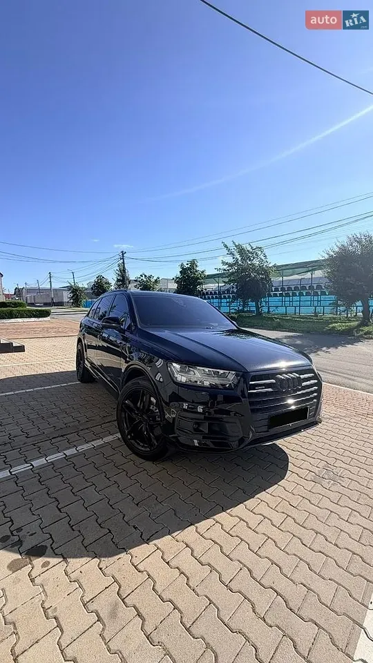 Audi Q7 2016 photo 3