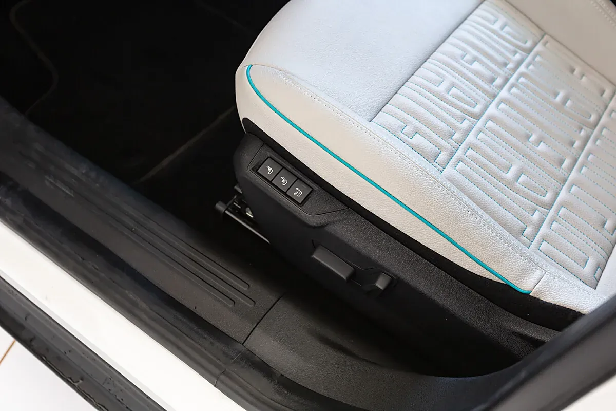 Fiat 600E 2025 photo 2