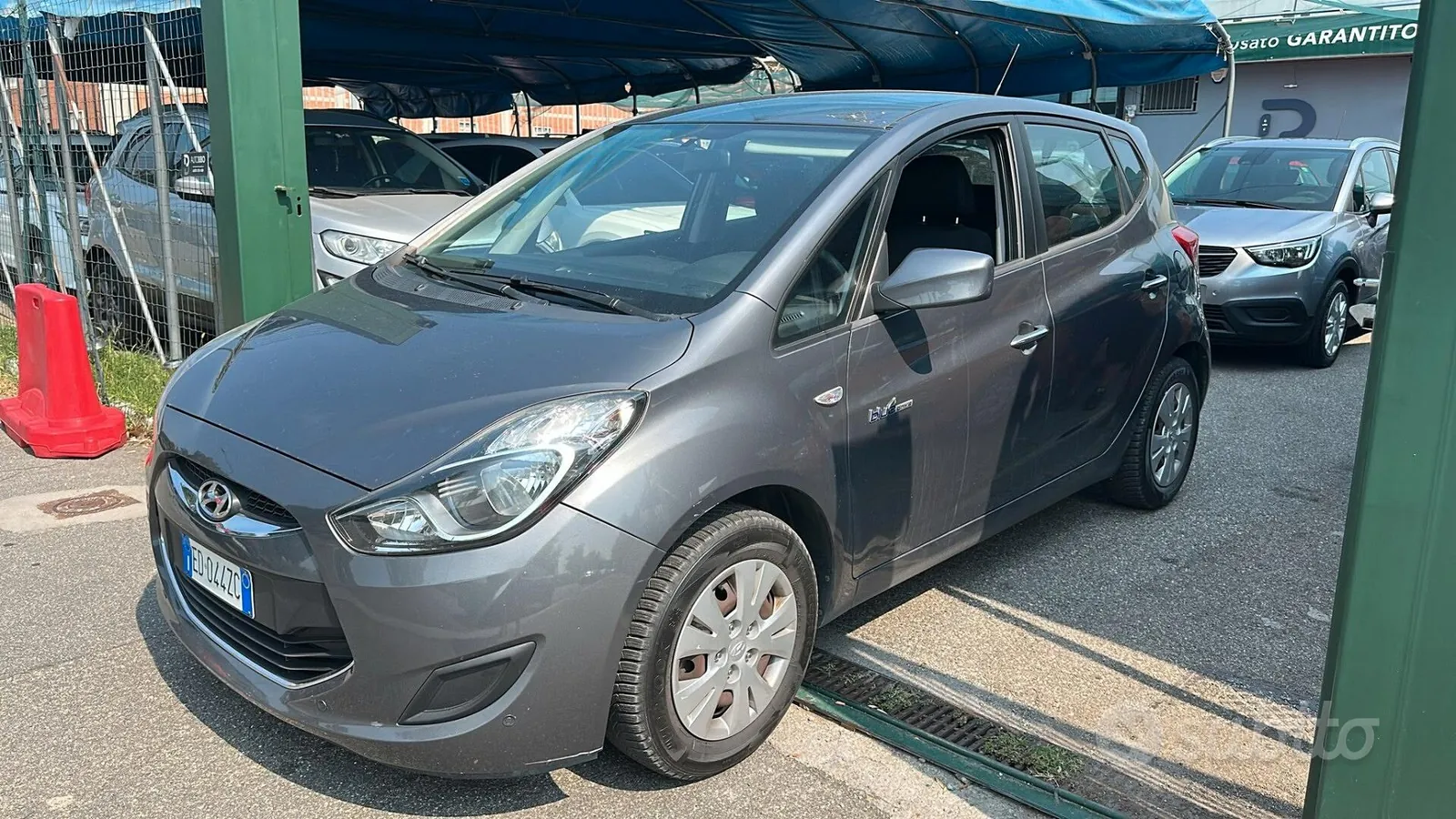 Hyundai Ix20 2011 photo 2