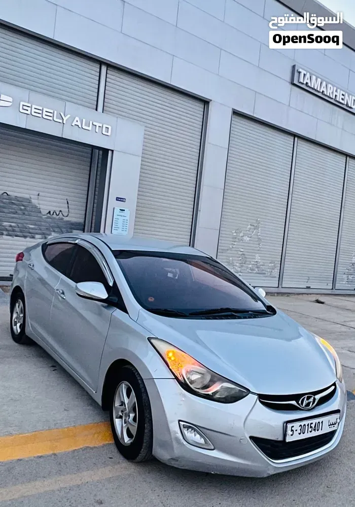 Hyundai Elantra 2012 photo 3