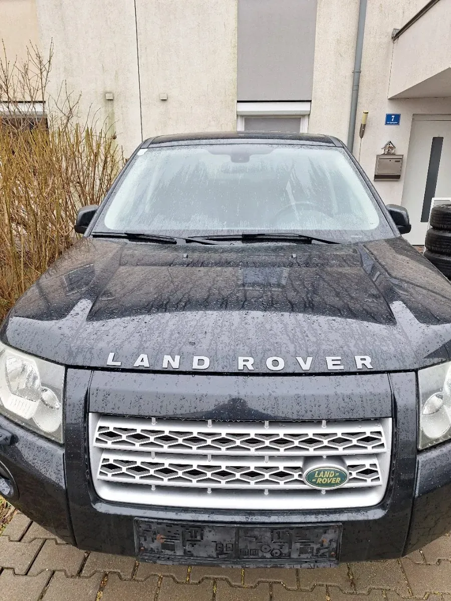Land Rover Freelander 2008 photo 3