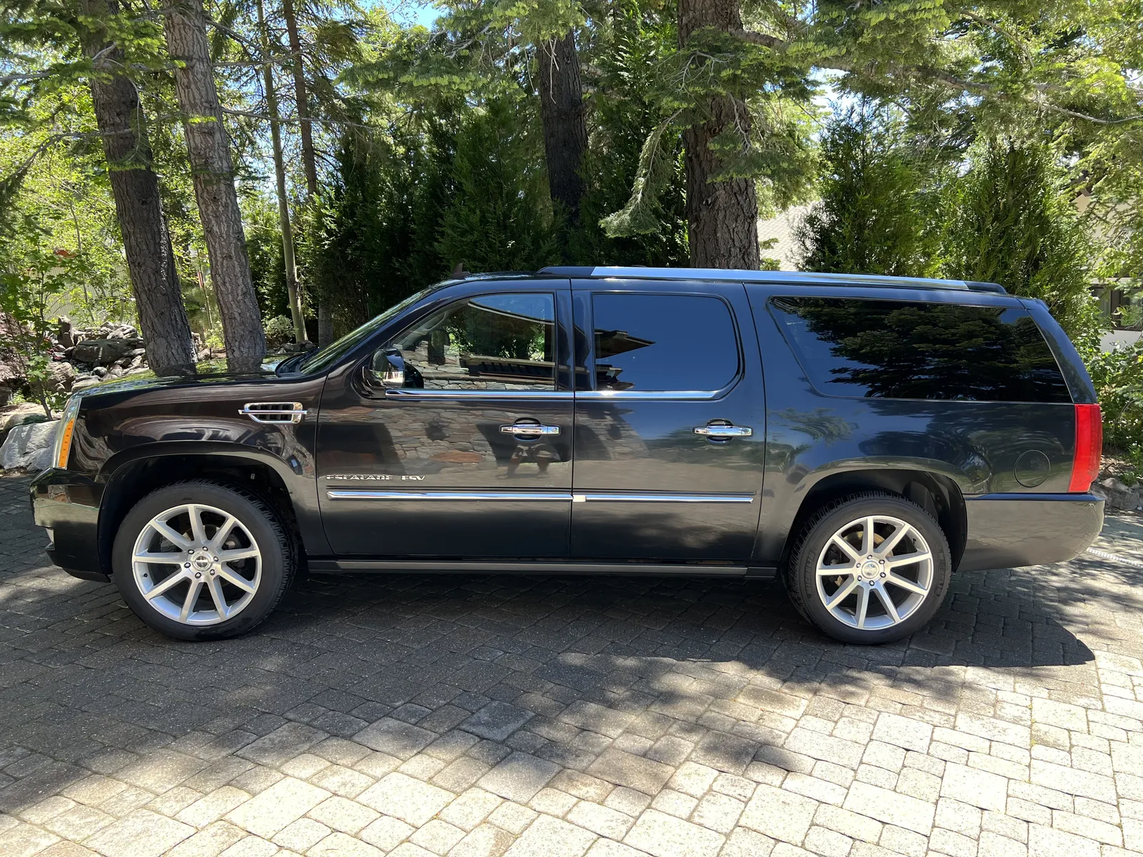 Cadillac Escalade Esv