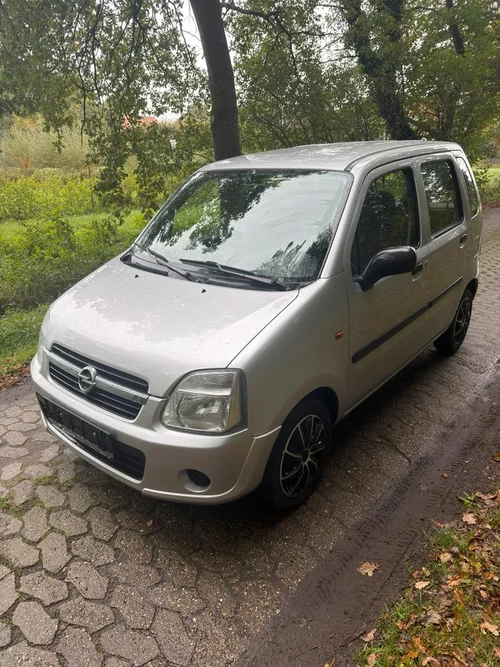 Opel Agila