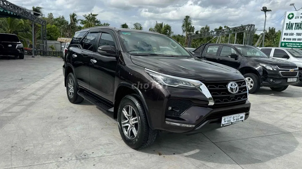 Toyota Fortuner 2020 photo 2
