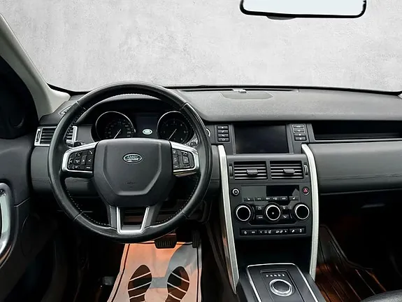 Land Rover Discovery Sport 2018 photo 4