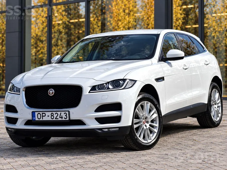 Jaguar F-Pace