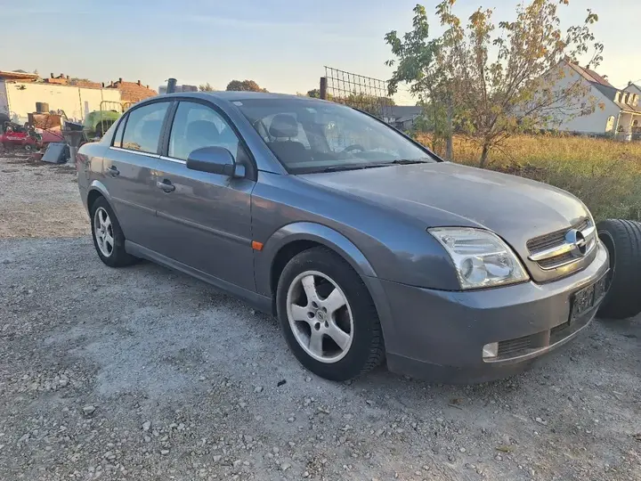 Opel Vectra C 2002 photo 2