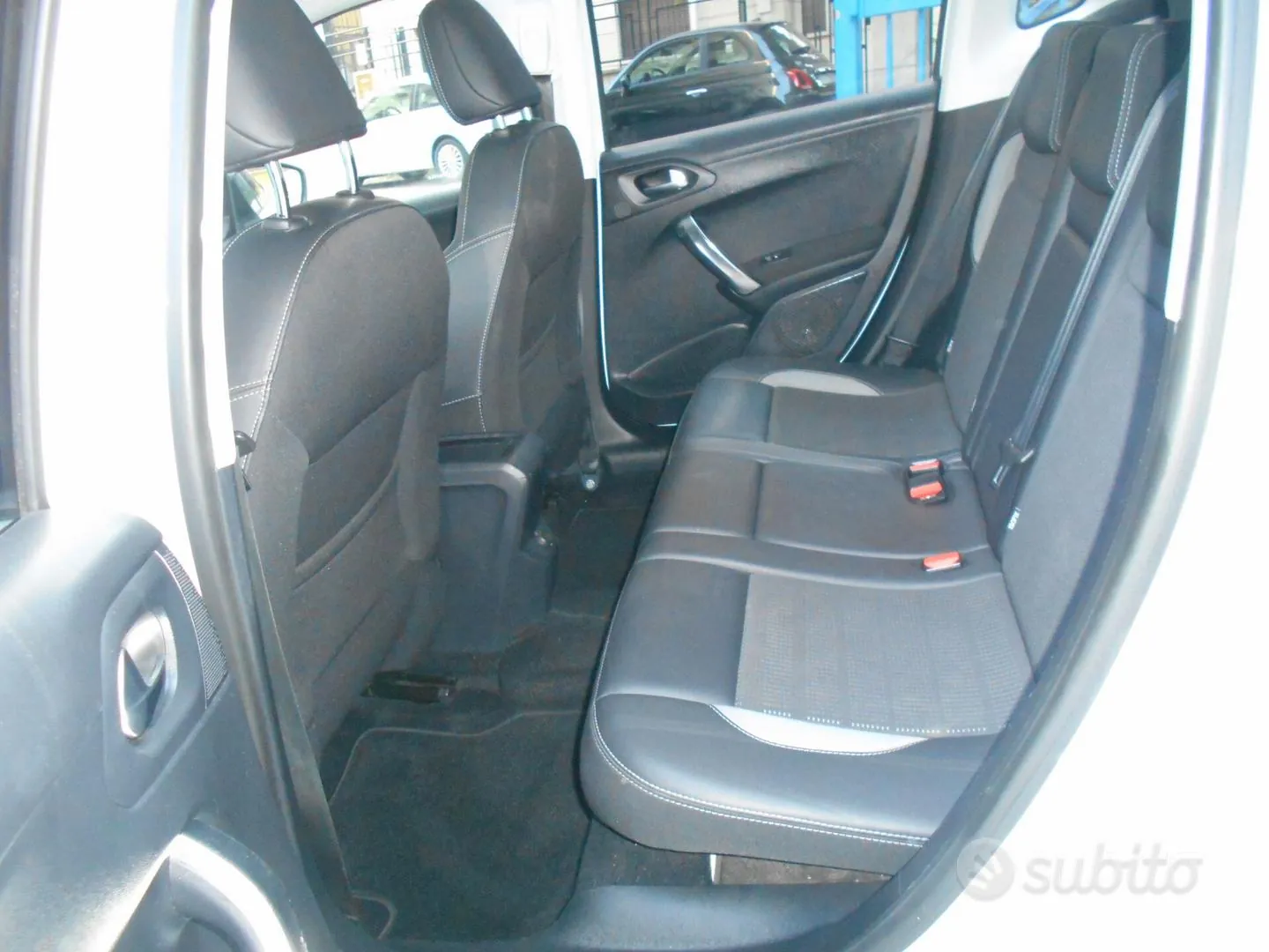 Peugeot 2008 2016 photo 5