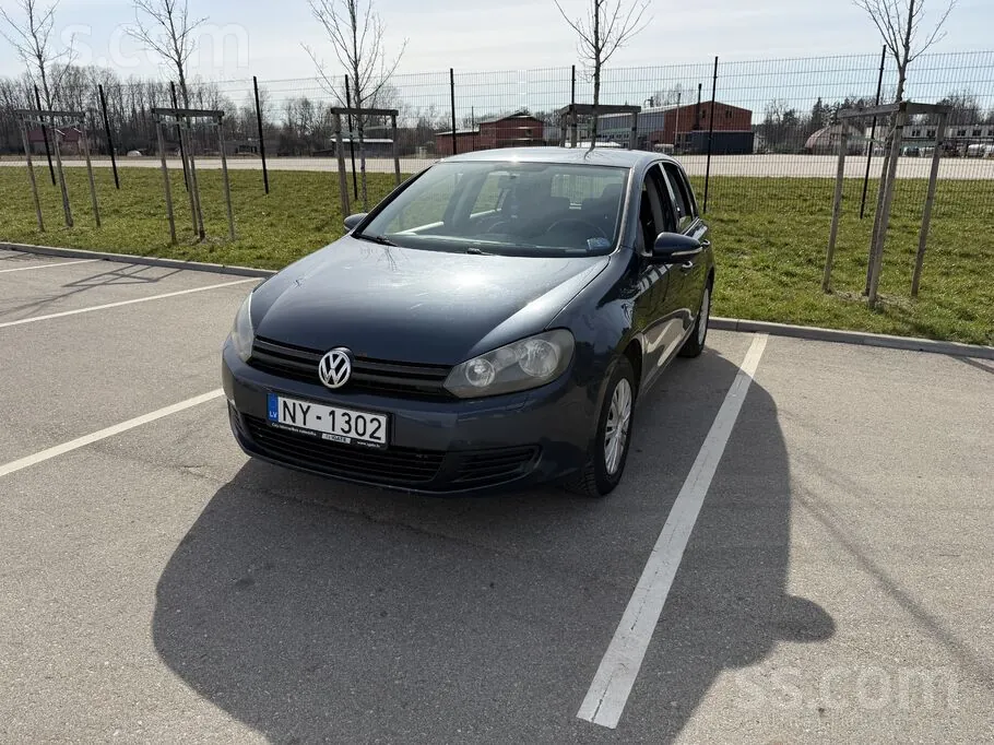 Volkswagen Golf 2012 photo 2