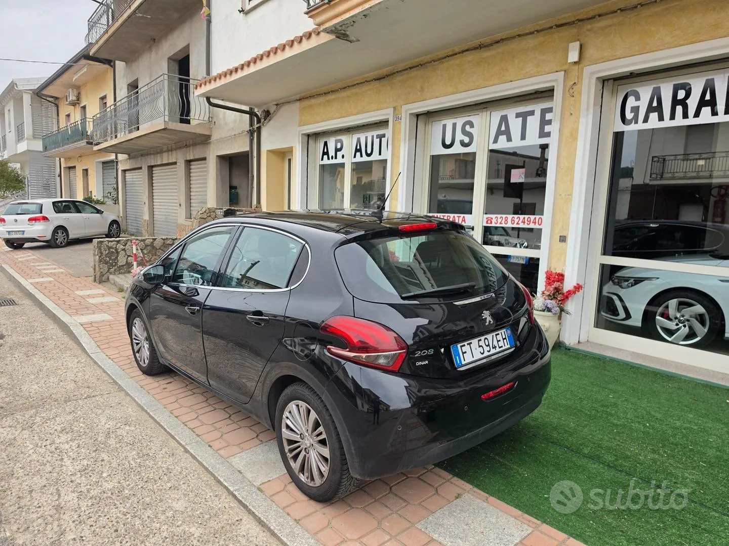 Peugeot 208 2019 photo 3