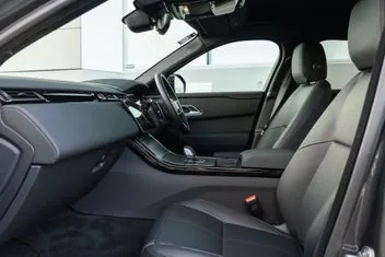 Land Rover Range Rover Velar 2026 photo 4