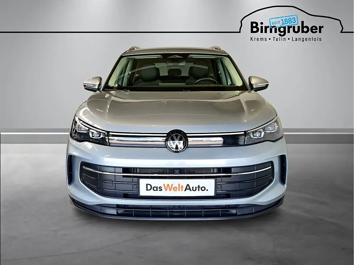 Volkswagen Tiguan 2025 photo 2