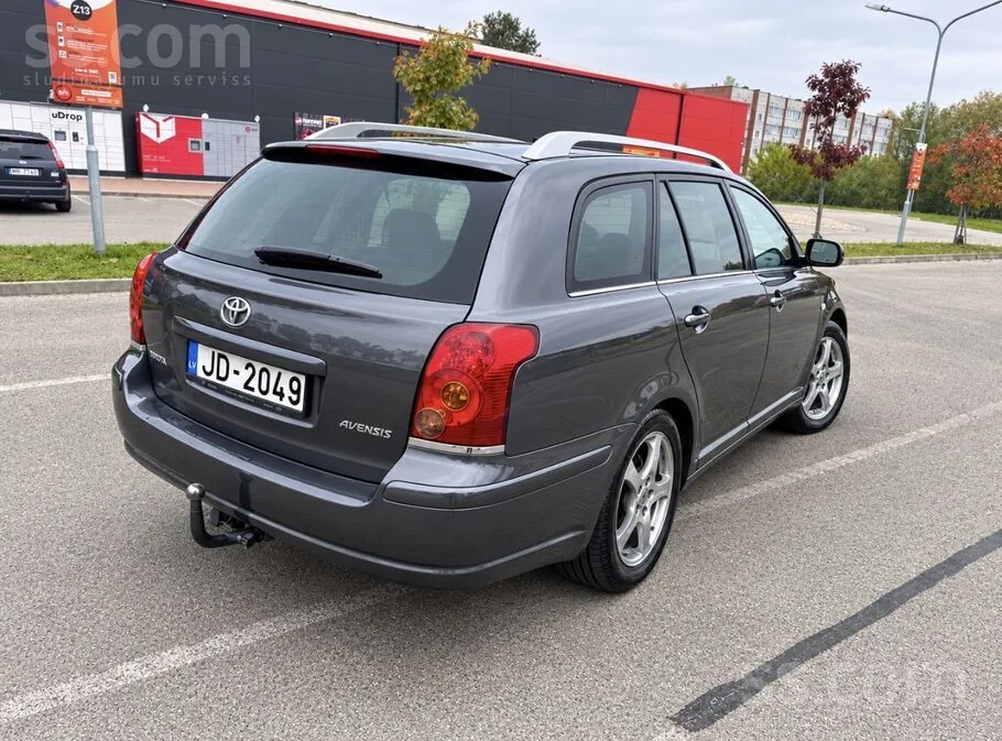 Toyota Avensis