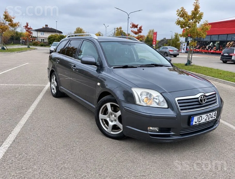 Toyota Avensis 2005 photo 3